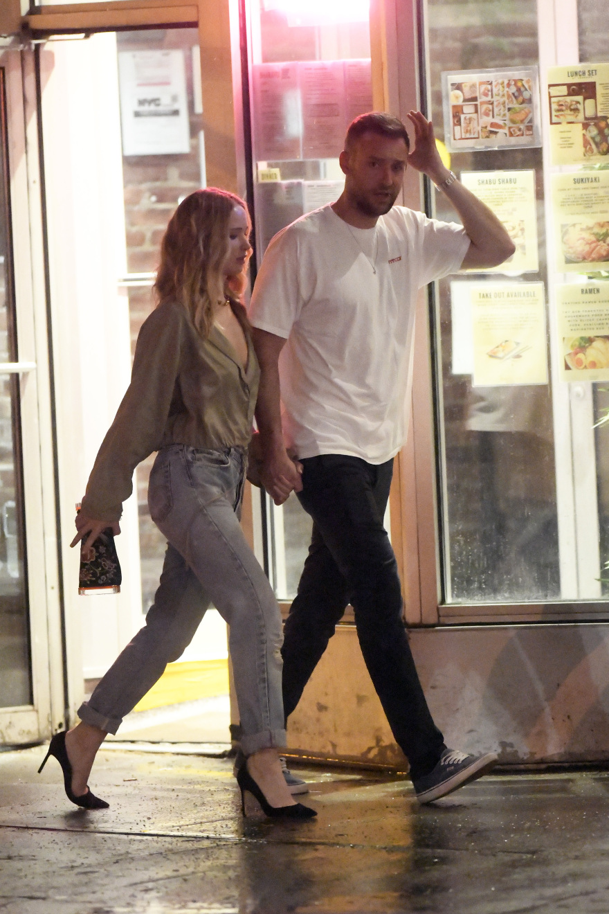 Η Τζένιφερ Λόρενς βγήκε για φαγητό με τον αρραβωνιαστικό της 