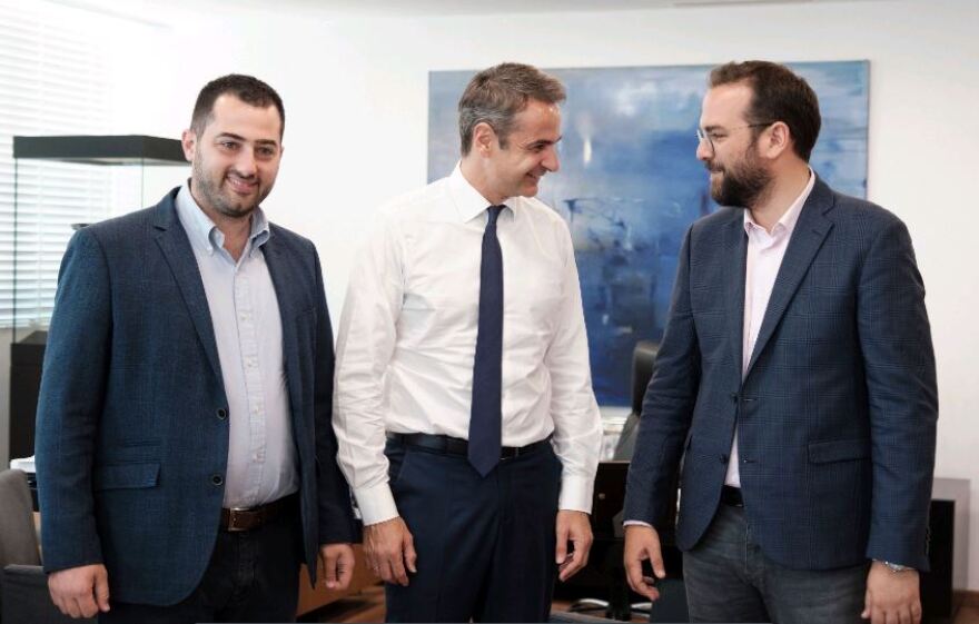 Μητσοτάκης με υποψήφιους περιφερειάρχες: Να εκλεγούν άνθρωποι που πιστεύουν στο πρόγραμμα της ΝΔ