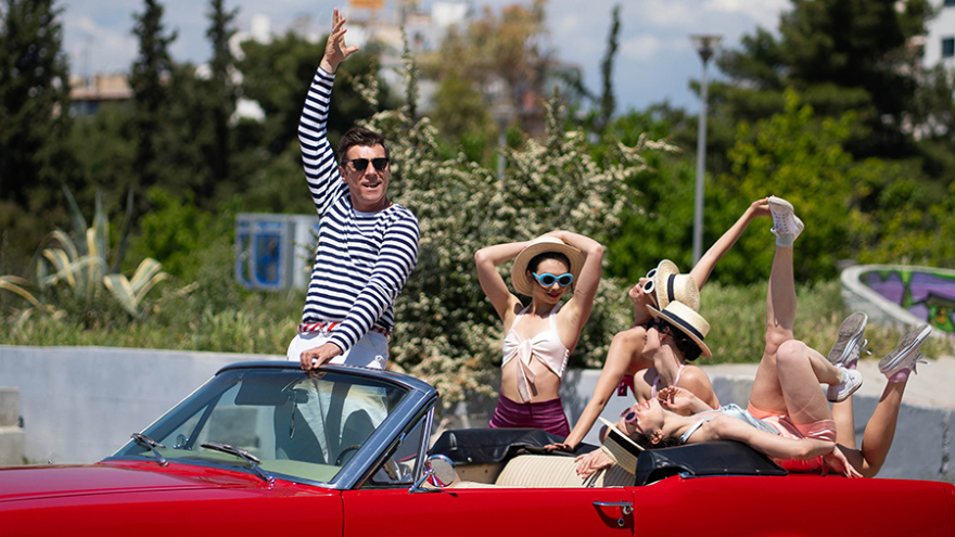 «Φαντασία»: Μια ταινία φόρος τιμής στα τσιγάρα, τα ποτά και τα ξενύχτια