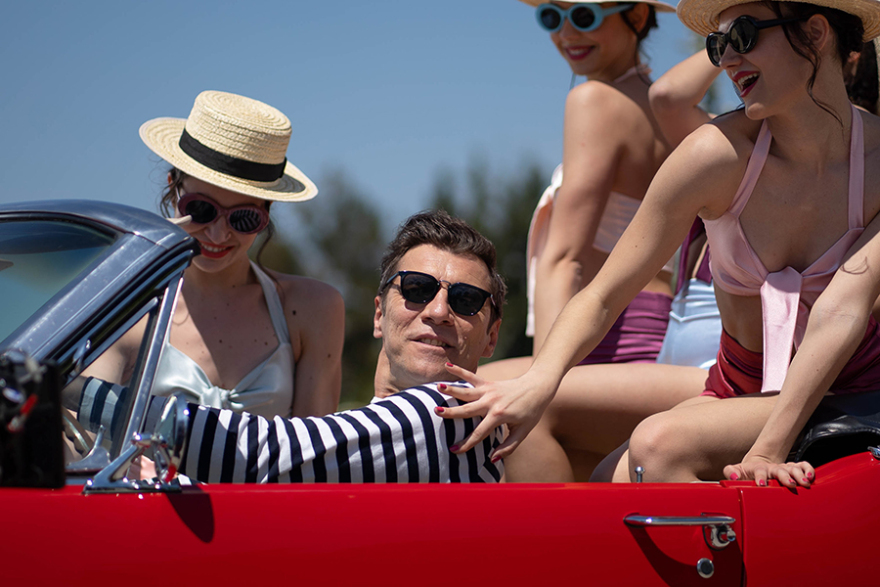 «Φαντασία»: Μια ταινία φόρος τιμής στα τσιγάρα, τα ποτά και τα ξενύχτια