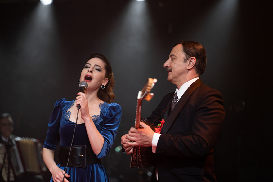 «Φαντασία»: Μια ταινία φόρος τιμής στα τσιγάρα, τα ποτά και τα ξενύχτια