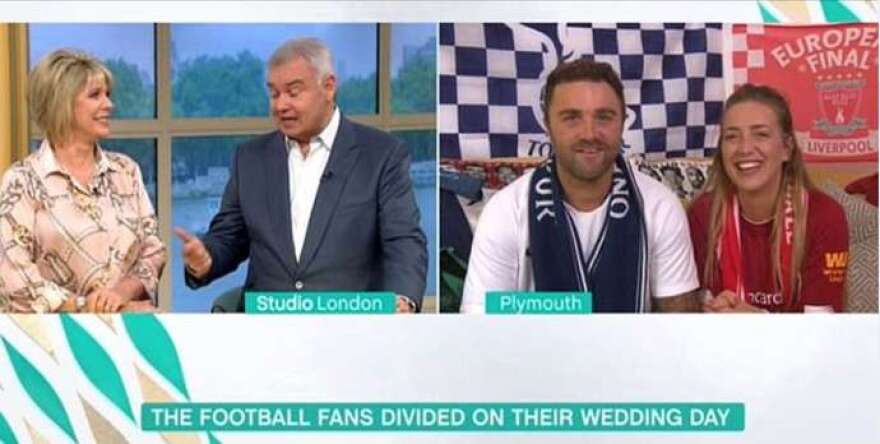 Champions League: Για να σωθεί ο γάμος τους θα προβάλουν τον τελικό σε γιγαντοοθόνη