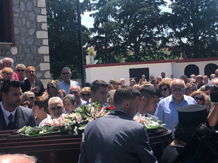 Δολοφονία Γραικού: Συγκίνηση στο «τελευταίο αντίο» από την οικογένειά του
