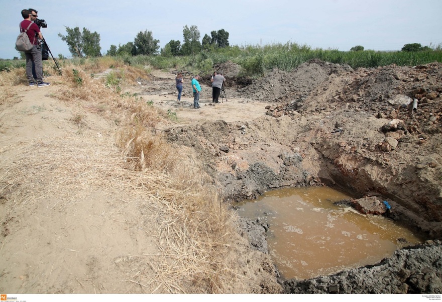 Δολοφονία Γραικού: Συγκίνηση στο «τελευταίο αντίο» από την οικογένειά του