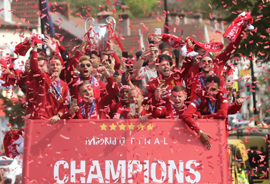 Βίντεο: Το πάρτι της Λίβερπουλ για το Champions League