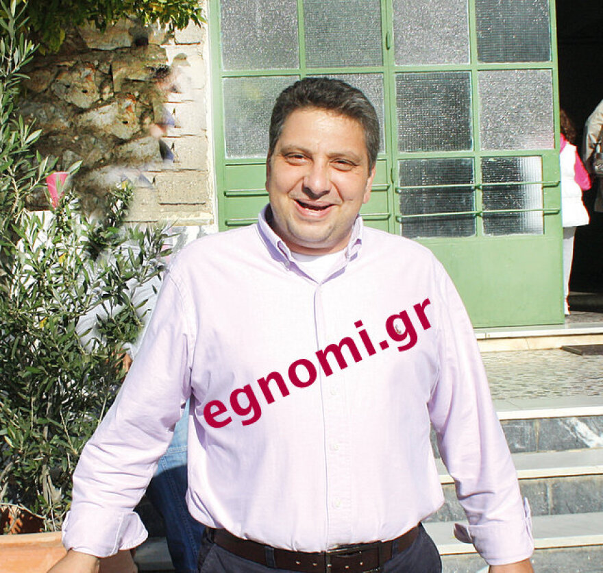 Εύβοια: Ο πρώην υπουργός Νίκος Μαυραγάνης και η σύζυγός του έπεσαν θύματα ξυλοδαρμού σε εκλογικό κέντρο 