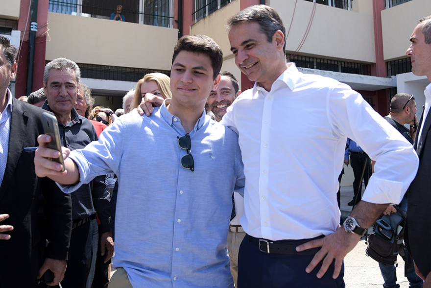 Κυριάκος Μητσοτάκης: Οι πολίτες να συμμετέχουν στη γιορτή της Δημοκρατίας