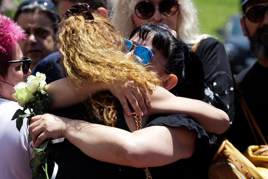 Θλίψη στο τελευταίο αντίο στον  Κώστα Ευριπιώτη 