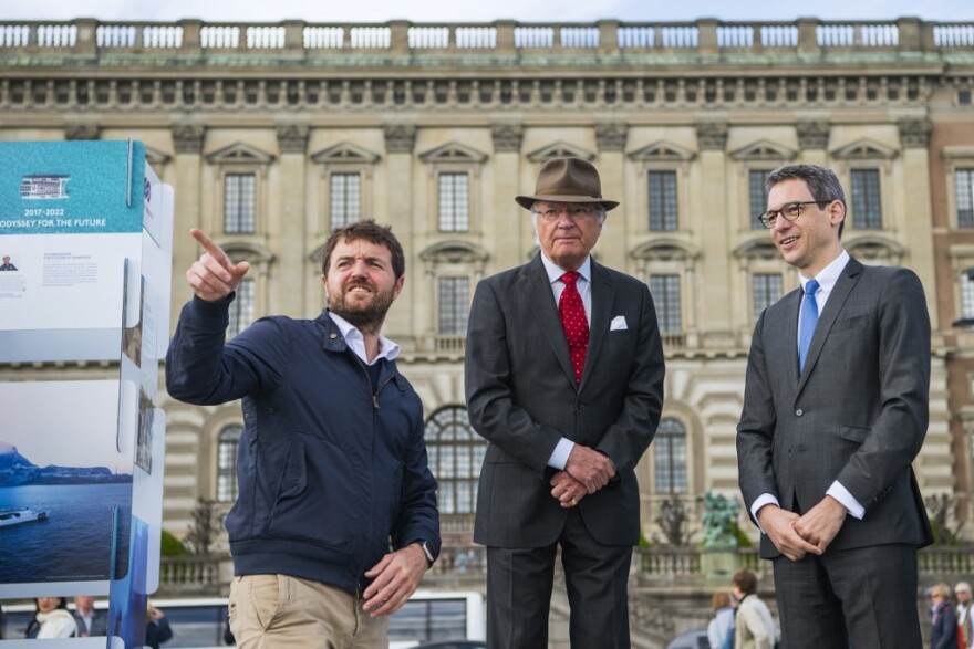 Φωτογραφίες από το Energy Ebserver: Το πρώτο ενεργειακά αυτόνομο σκάφος υδρογόνου κάνει τον γύρο του κόσμου