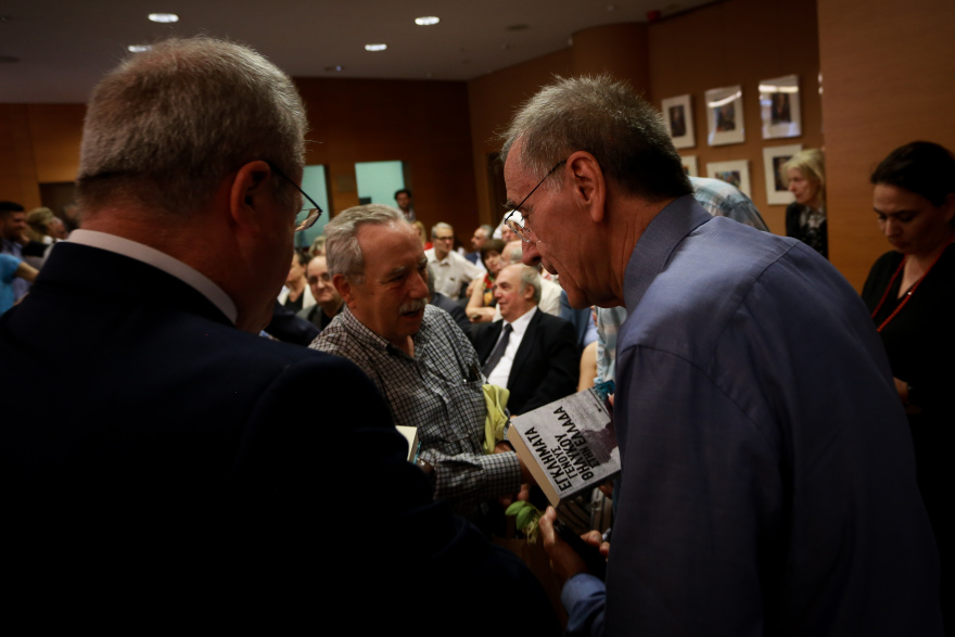 Πάνος Σόμπολος: «Εγκλήματα γένους θηλυκού στην Ελλάδα», το νέο του βιβλίο 