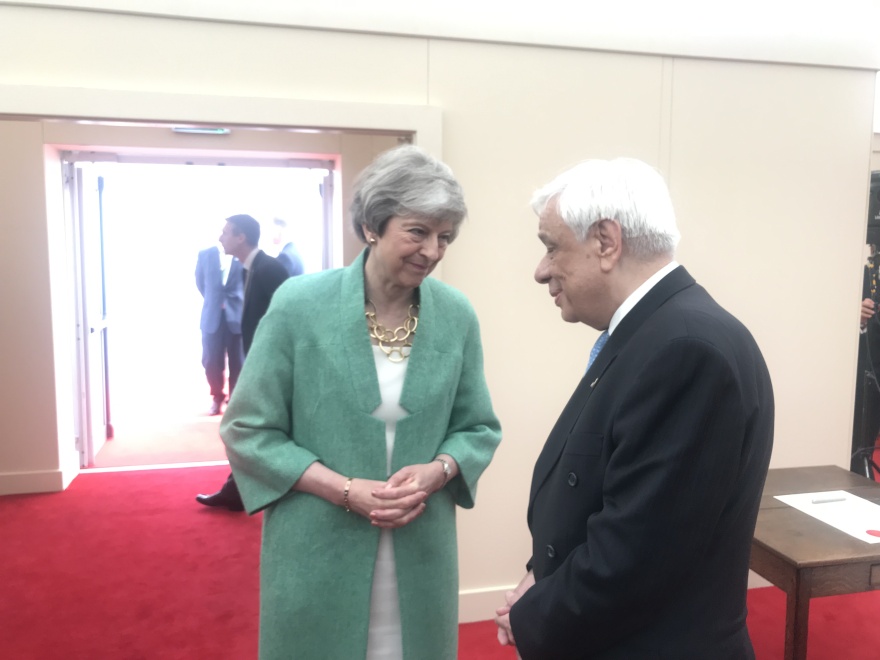 Επέτειος - 75 χρόνια από την D- Day: Ο Παυλόπουλος ανάμεσα στη Μέρκελ και τη Μελάνια