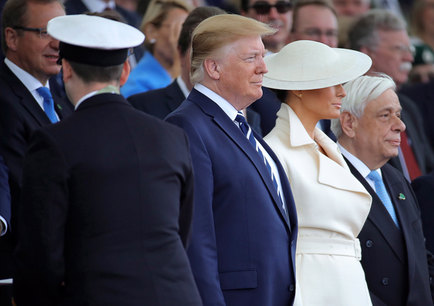 Επέτειος - 75 χρόνια από την D- Day: Ο Παυλόπουλος ανάμεσα στη Μέρκελ και τη Μελάνια