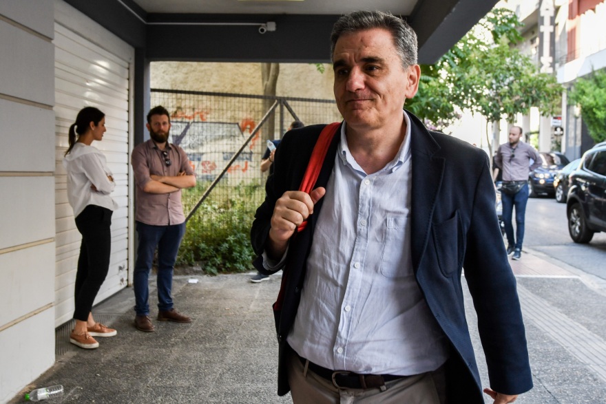 Βαρύ κλίμα στον ΣΥΡΙΖΑ λόγω και των μετατάξεων - Συνεδριάζει η Κεντρική Επιτροπή