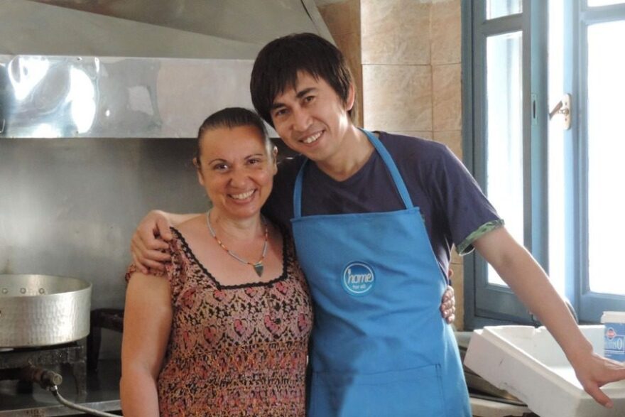 Ο Ζαχίρ του MasterChef μαγειρεύει για τη Μόρια