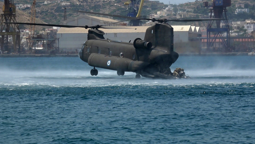 Αποστολάκης από τη Σύρο: Σε συνεχή ένταση η περιοχή του Αιγαίου 