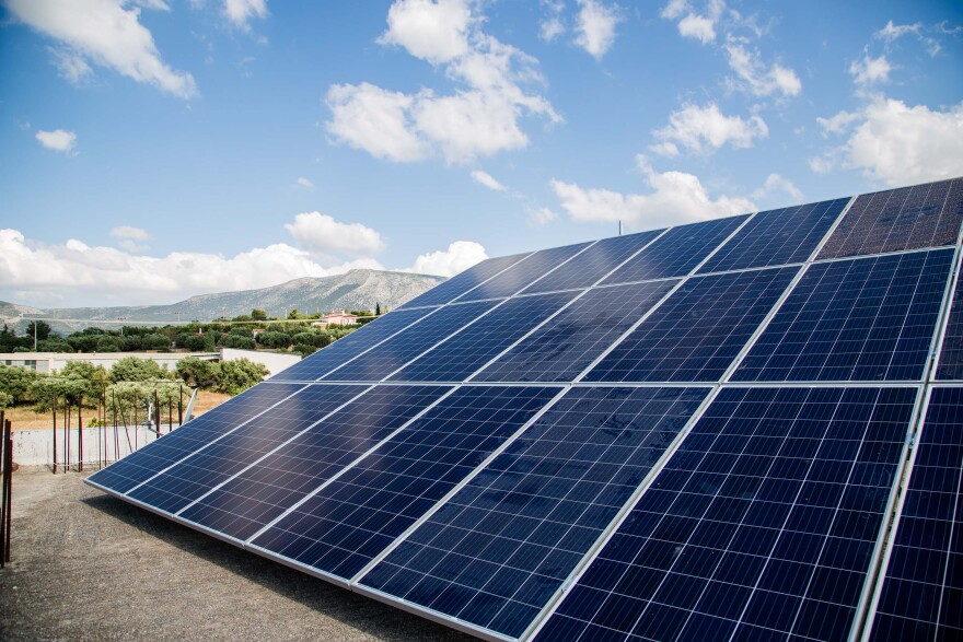 Greenpeace: Καθαρή ενέργεια για την αντιμετώπιση της κλιματικής κρίσης