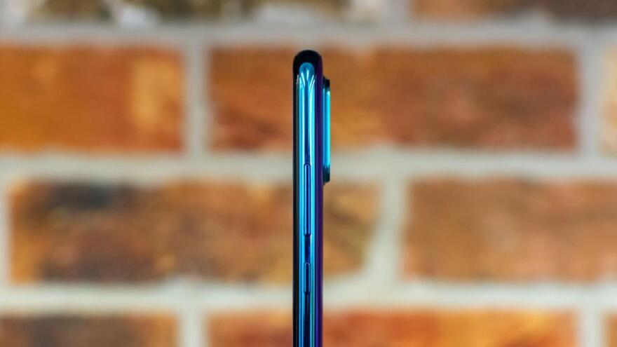 Huawei P30 lite:  Ένα οικονομικό smartphone με χαρακτήρα flagship!