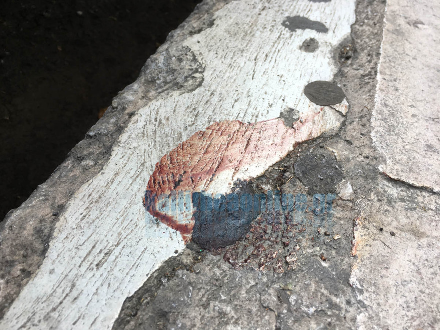 Καλλιθέα: «Προσπάθησε να υπερασπιστεί το φίλο του - Σώθηκε τελευταία στιγμή» λέει η μάνα του 19χρονου