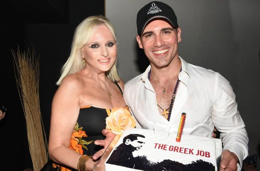 Ο Άνθιμος Ανανιάδης έγινε 34 και το γιόρτασε με δύο τούρτες