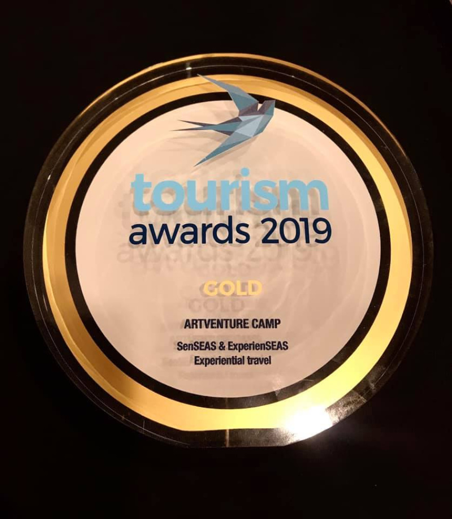  Artventure Camp: Εναλλακτικές διακοπές για ενήλικες στα νερά του Ιονίου  