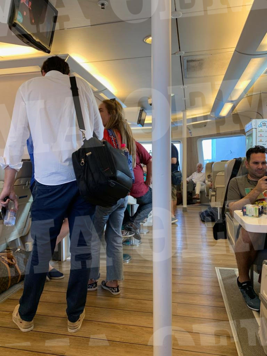 Γεμάτο υπεράριθμους επιβάτες το Super Runner για Άνδρο - Τήνο - Μύκονο