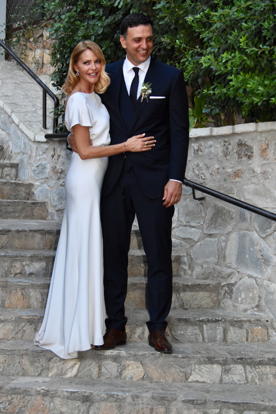 Τζένη Μπαλατσινού - Βασίλης Κικίλιας: Το άλμπουμ ενός λαμπερού γάμου