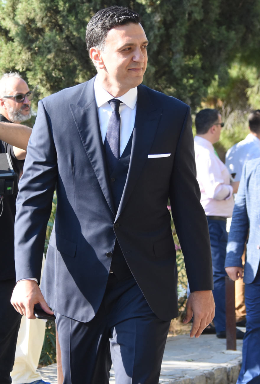 Τζένη Μπαλατσινού - Βασίλης Κικίλιας: Το άλμπουμ ενός λαμπερού γάμου