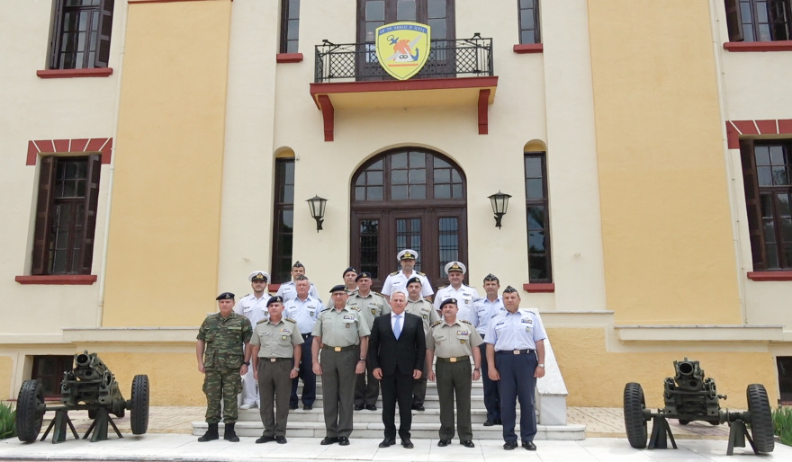 Αποστολάκης: Η Ελλάδα θα κάνει όλες τις απαραίτητες ενέργειες για την αντιμετώπιση των τουρκικών προκλήσεων