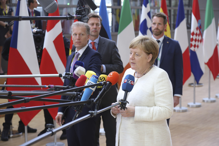 Βρυξέλλες: Καμία συμφωνία για τα κορυφαία πόστα στην ΕΕ - Συνεχίζεται το bras de fer ανάμεσα σε Παρίσι και Βερολίνο