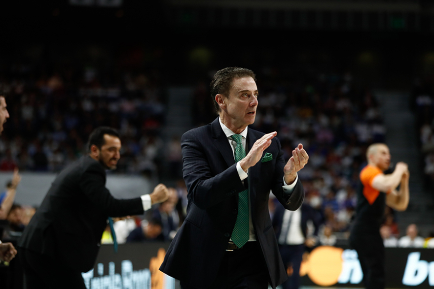 Τέλος ο Πιτίνο από τον Παναθηναϊκό! Διαβάστε το αντίο του Αμερικανού προπονητή