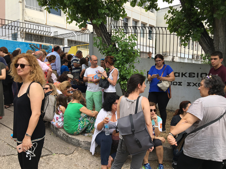 Αναστάτωση στο Βαρβάκειο με τις εξετάσεις εισαγωγής  - Οι μαθητές περίμεναν ώρες!