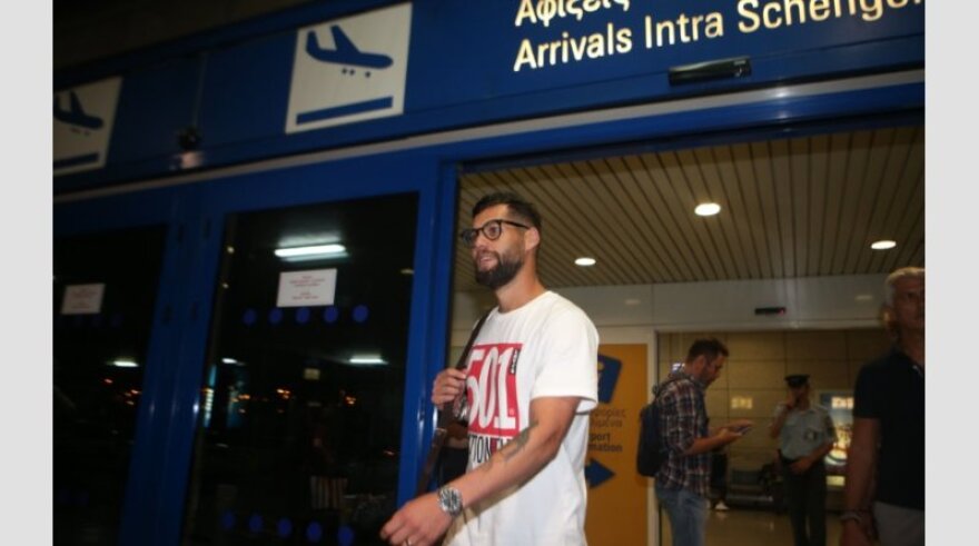 Α.Ε.Κ.: Στην Ελλάδα ο Σιμάο! (pics & vid)