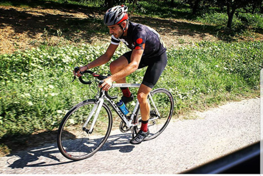 Τραγωδία στην Πτολεμαΐδα: Αυτοκίνητο παρέσυρε έξι ποδηλάτες - Δύο νεκροί, ένας χαροπαλεύει!