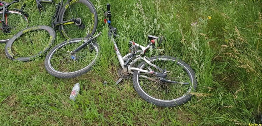 Τραγωδία στην Πτολεμαΐδα: Αυτοκίνητο παρέσυρε έξι ποδηλάτες - Δύο νεκροί, ένας χαροπαλεύει!