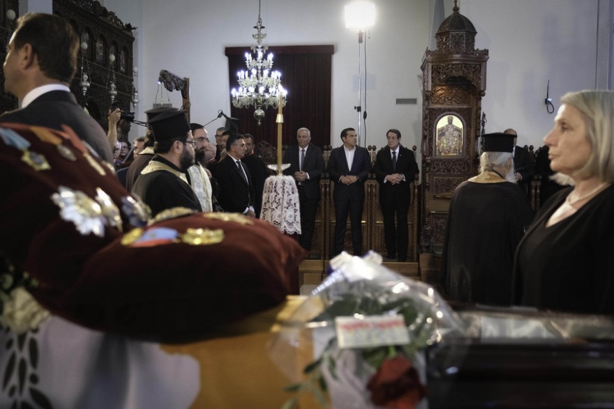 Η Κύπρος αποχαιρέτησε τον Δημήτρη Χριστόφια: Το συγκινητικό αντίο του γιού του 