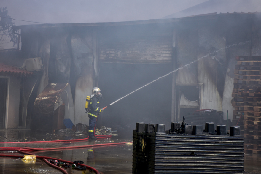 Φωτιά σε σούπερ μάρκετ στο Χιλιομόδι