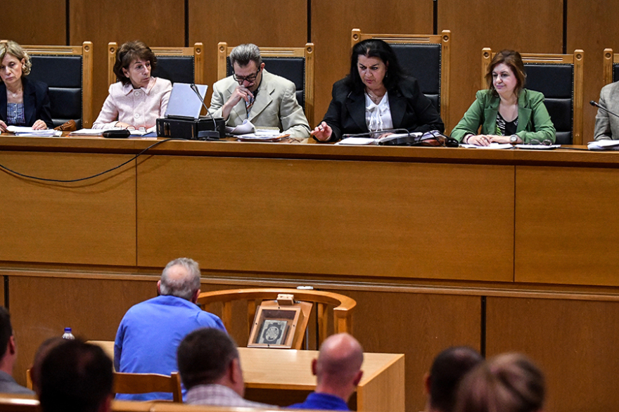 Κατηγορούμενος για δολοφονία Φύσσα: Χρυσαυγίτες με απειλούσαν για να πω ότι εγώ προέτρεψα τον Ρουπακιά!