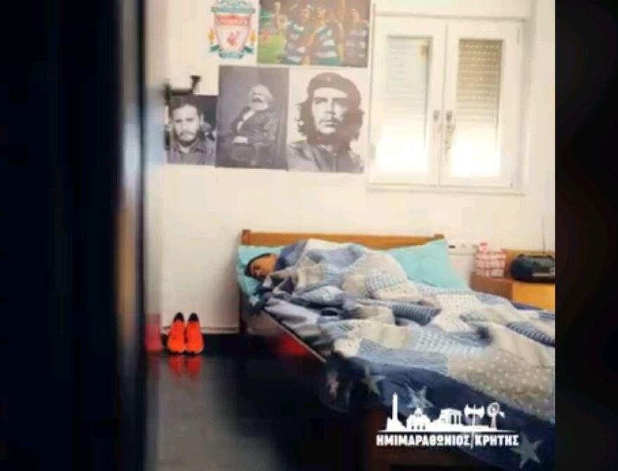 Με τον μικρό Αλέξη και τον μικρό Κυριάκο το ξεκαρδιστικό νέο σποτ για τον Ημιμαραθώνιο Κρήτης