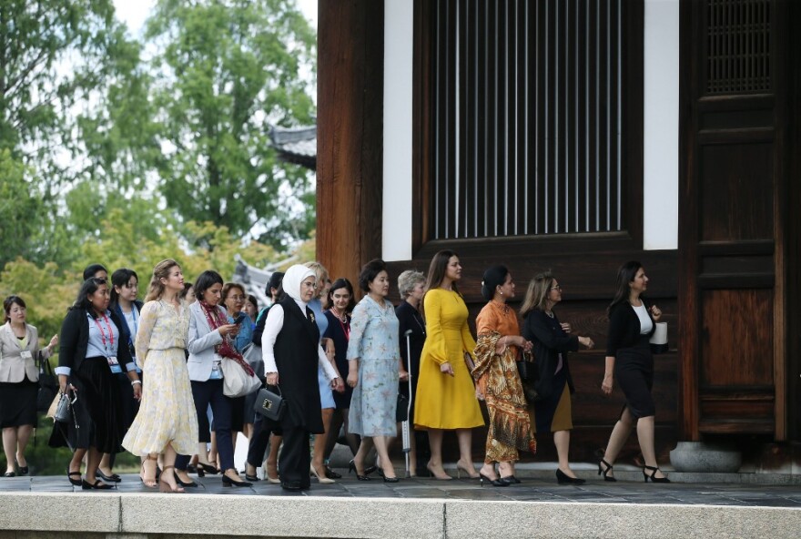 Οι Πρώτες Κυρίες που εντυπωσίασαν στη Σύνοδο των G20 στην Οσάκα