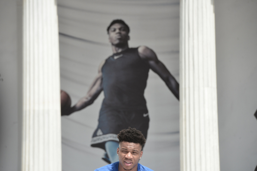  Ο Αντετοκούνμπο στην Αθήνα: Αν εργάζεσαι σκληρά, τα όνειρα γίνονται πραγματικότητα