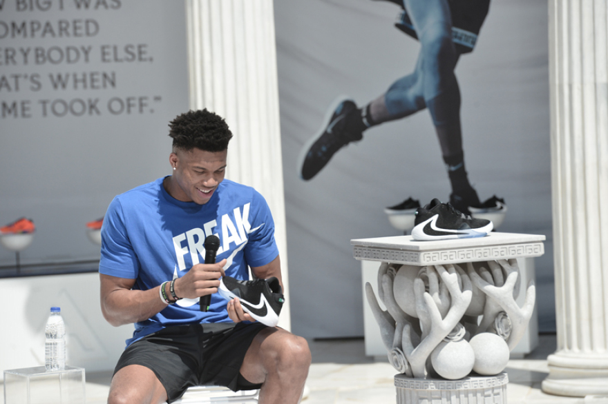  Ο Αντετοκούνμπο στην Αθήνα: Αν εργάζεσαι σκληρά, τα όνειρα γίνονται πραγματικότητα