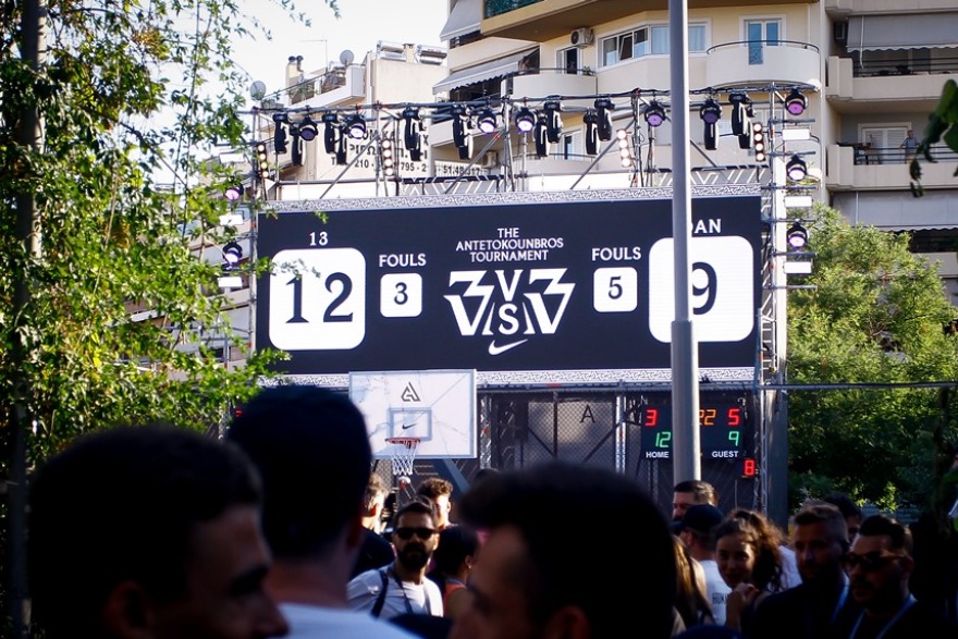 Πανδαιμόνιο στα Σεπόλια για τον Γιάννη