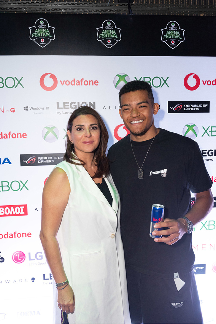 Ρεκόρ με 10.000 gamers στο Xbox Arena Festival Sponsored by Vodafone