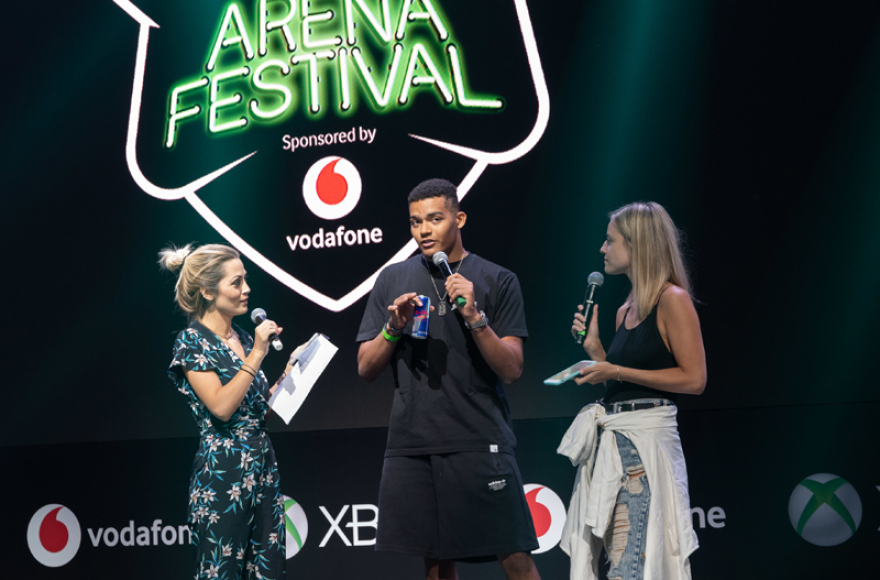 Ρεκόρ με 10.000 gamers στο Xbox Arena Festival Sponsored by Vodafone