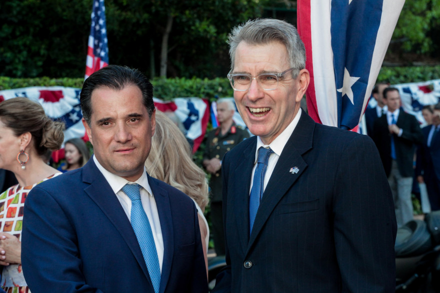 Φωτογραφίες: Η δεξίωση του Τζέφρι Πάιατ για την Ημέρα Ανεξαρτησίας των ΗΠΑ