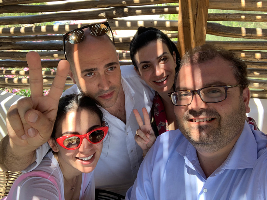 Φωτογραφίες: Το πάρτι του Κωνσταντίνου Μπογδάνου πριν το γάμο στη Νάξο 