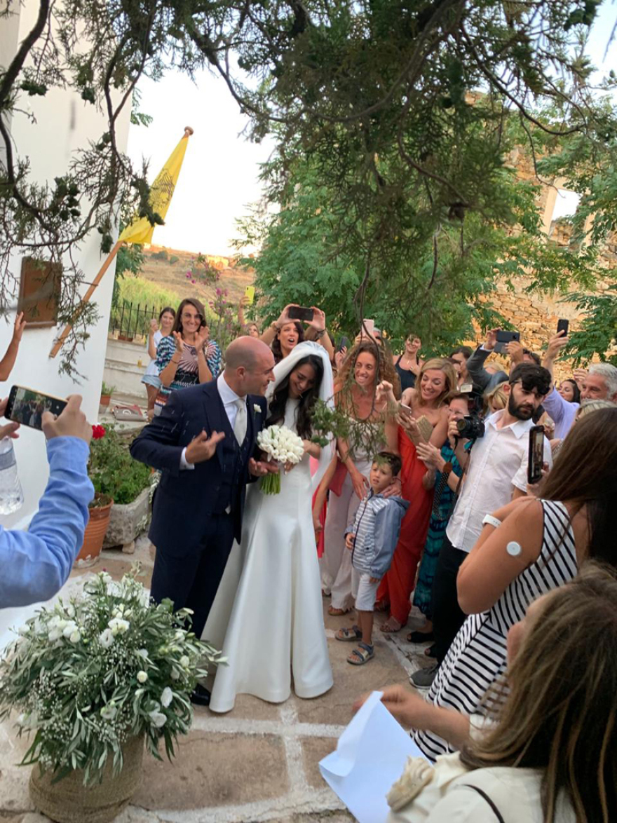 Κωνσταντίνος Μπογδάνος & Έλενη Καρβελά: Ο παραδοσιακός γάμος στη Νάξο