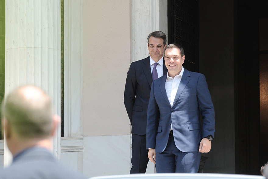 Μαξίμου: Ο Αλέξης Τσίπρας παρέδωσε στον Κυριάκο Μητσοτάκη
