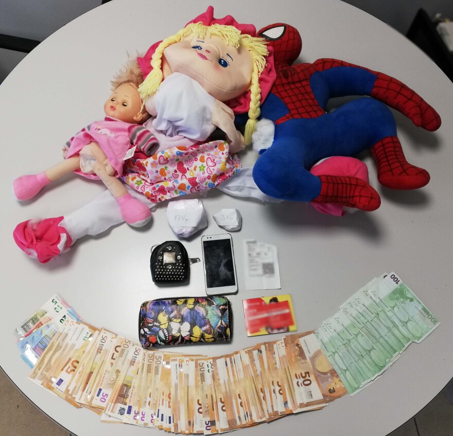 Ανατριχιαστικό: Έκρυβαν κοκαΐνη σε παιδικές κούκλες