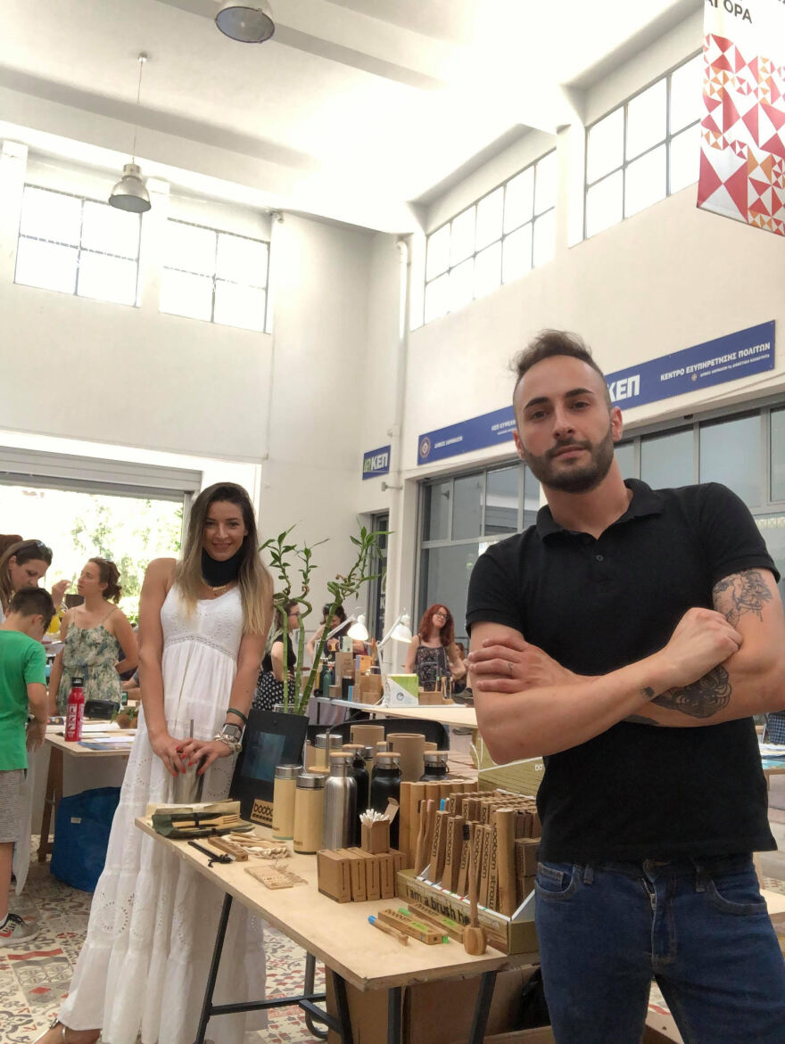 Τα πράσινα καλαμάκια και η tailor made οικολογική οδοντόβουρτσα